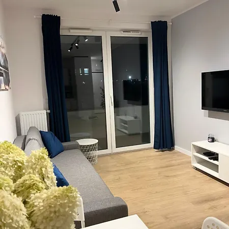 Apartment Angel *